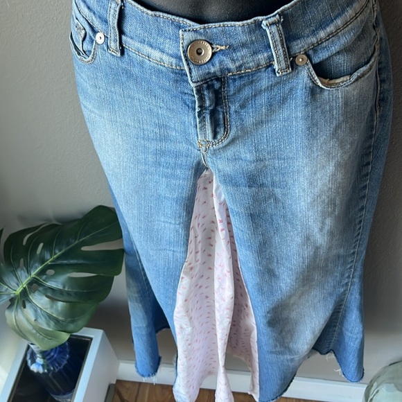 Upcycled United Colors Of Benetton Denim Skirt Pink Floral Fabric 30in Waist - Picture 2 of 13